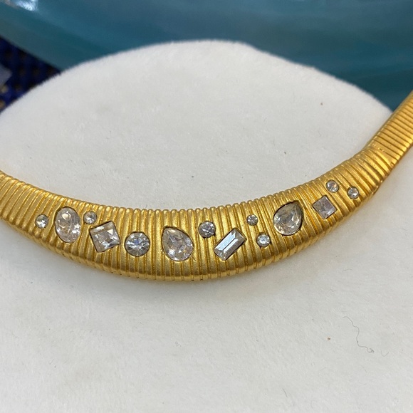 Vintage 20 inch Necklace - Picture 2 of 6